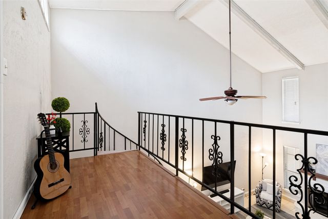 805 W Rochelle Road, Irving, TX 75062