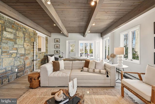 8304 WOODHAVEN BLVD, Bethesda, MD 20817