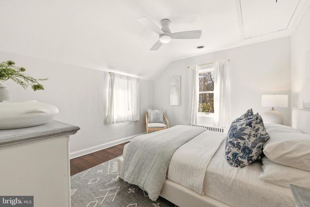 8304 WOODHAVEN BLVD, Bethesda, MD 20817