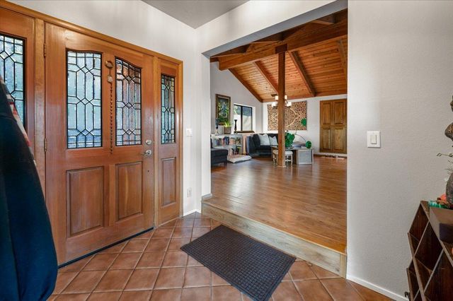 11817 Warbler Way, Penn Valley, CA 95946