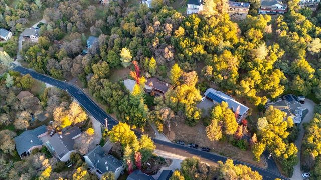 11817 Warbler Way, Penn Valley, CA 95946