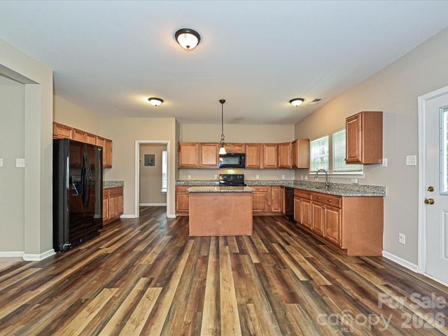 8318 Rockmoor Ridge Road, Charlotte, NC 28215