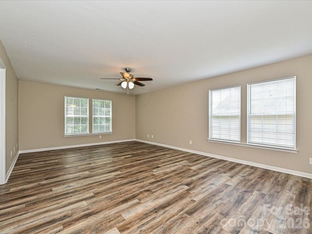 8318 Rockmoor Ridge Road, Charlotte, NC 28215