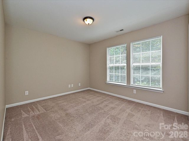 8318 Rockmoor Ridge Road, Charlotte, NC 28215