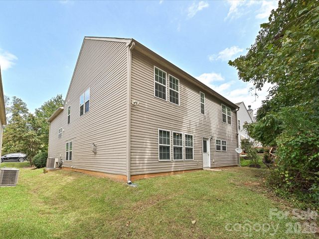 8318 Rockmoor Ridge Road, Charlotte, NC 28215