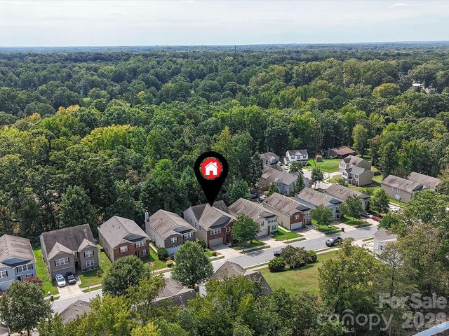 8318 Rockmoor Ridge Road, Charlotte, NC 28215