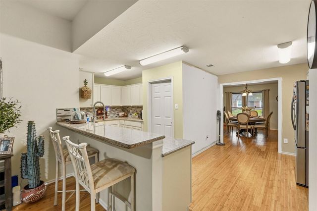 5034 Glenview Drive, La Porte, TX 77571