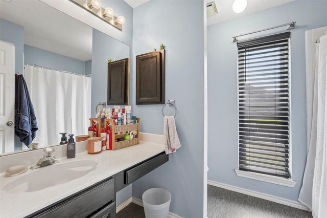 5034 Glenview Drive, La Porte, TX 77571