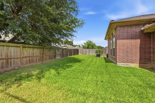 5034 Glenview Drive, La Porte, TX 77571