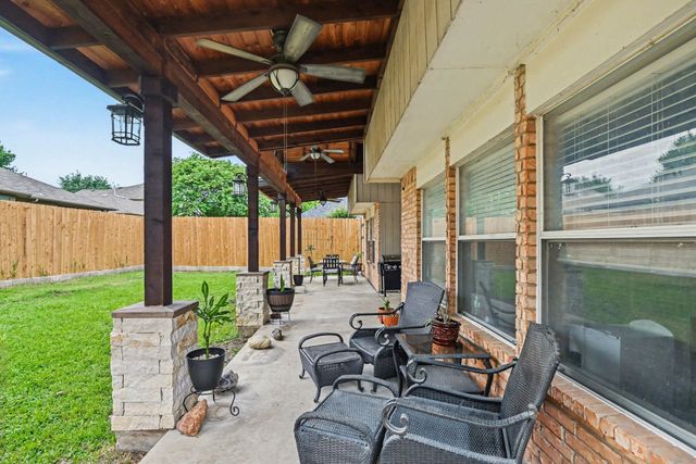 6713 Cambrian Way, Fort Worth, TX 76137