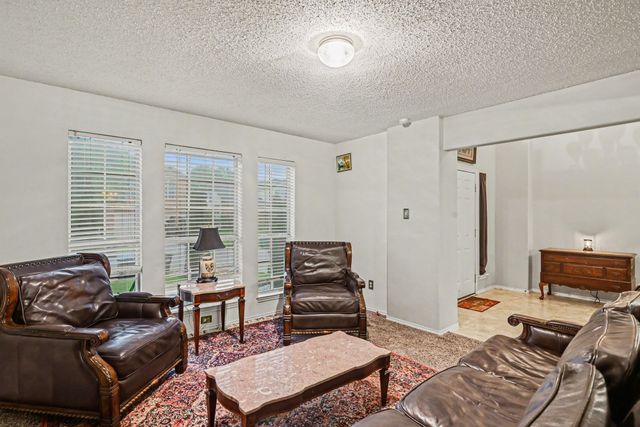 6713 Cambrian Way, Fort Worth, TX 76137