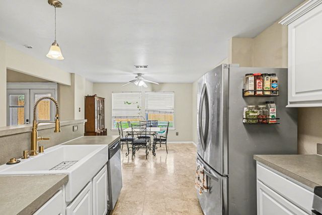 6713 Cambrian Way, Fort Worth, TX 76137