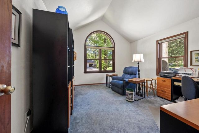 2085 CRESTWOOD SPRINGS DRIVE, Green Bay, WI 54304
