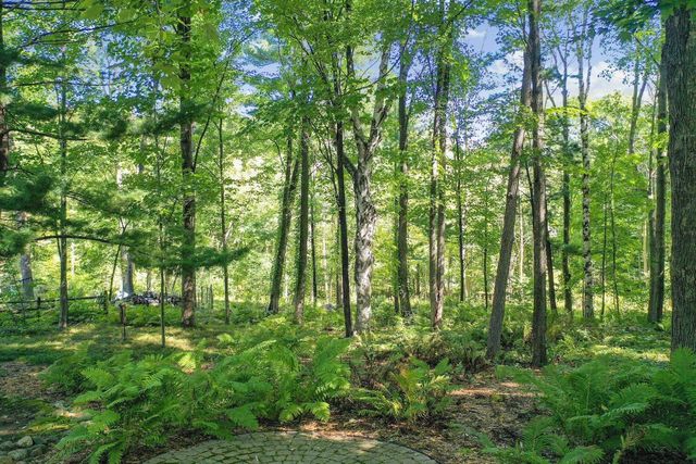 2085 CRESTWOOD SPRINGS DRIVE, Green Bay, WI 54304
