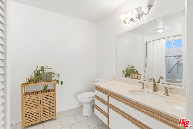 3605 E Anaheim Street 205, Long Beach, CA 90804