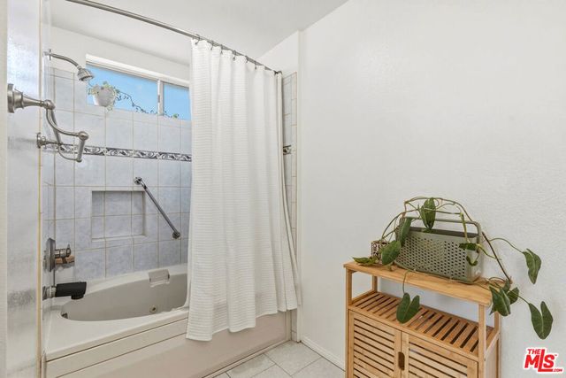 3605 E Anaheim Street 205, Long Beach, CA 90804