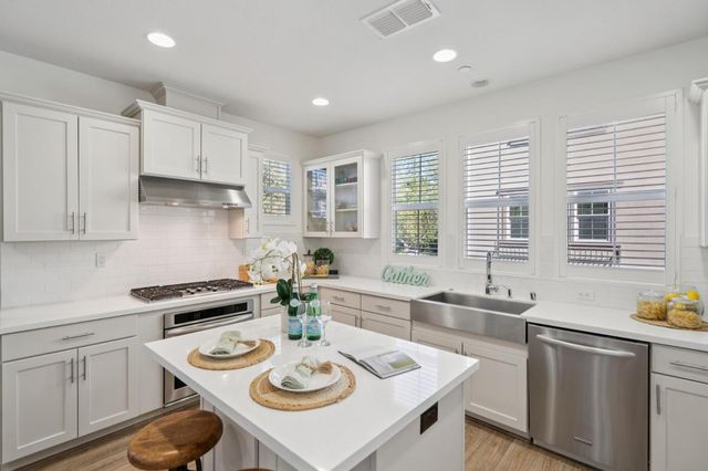 503 Bellezza Place, San Jose, CA 95128