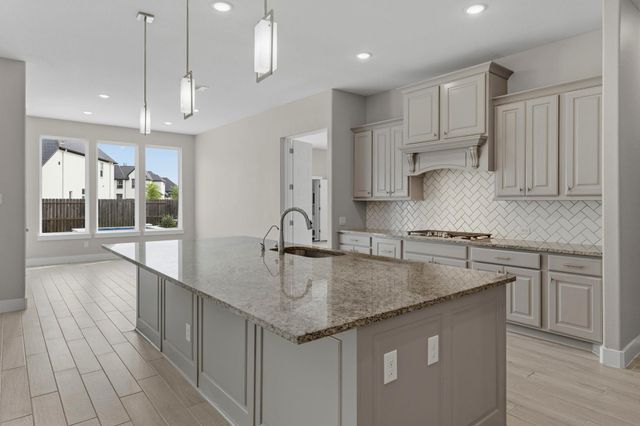 10315 Fountain Shore Drive, Missouri City, TX 77459