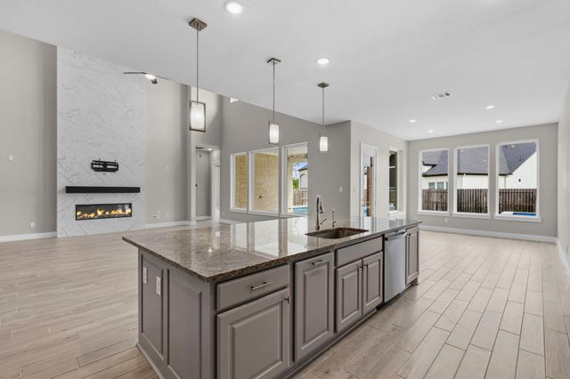10315 Fountain Shore Drive, Missouri City, TX 77459