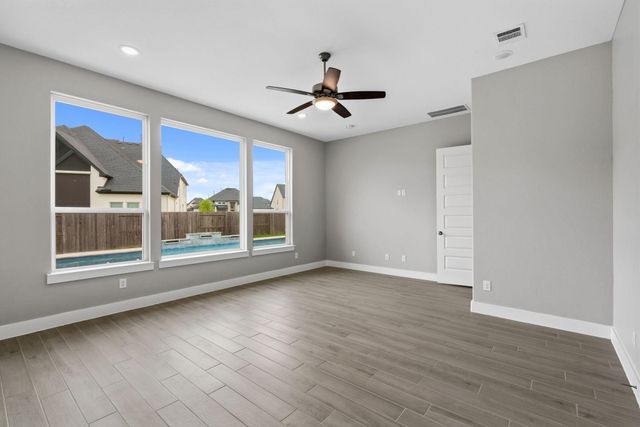 10315 Fountain Shore Drive, Missouri City, TX 77459