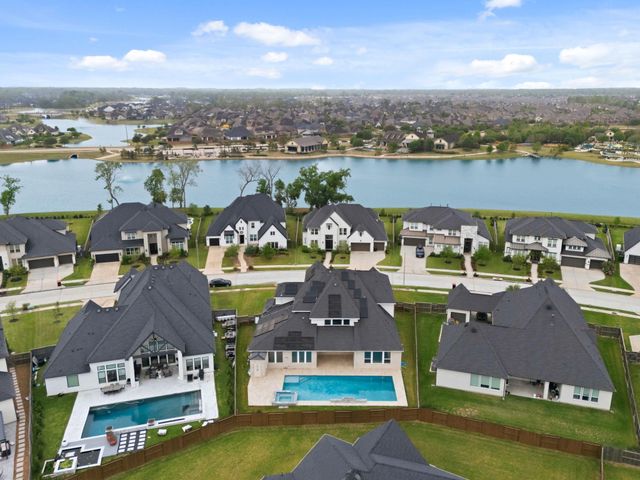 10315 Fountain Shore Drive, Missouri City, TX 77459