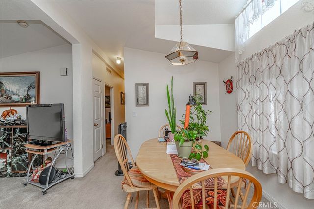 10001 W Frontage 113, South Gate, CA 90280