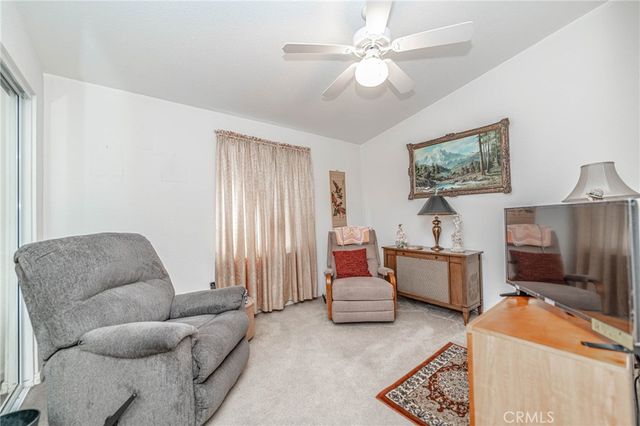 10001 W Frontage 113, South Gate, CA 90280