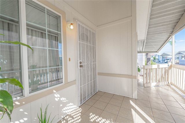10001 W Frontage 113, South Gate, CA 90280