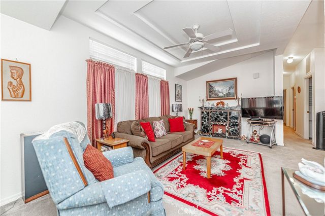 10001 W Frontage 113, South Gate, CA 90280