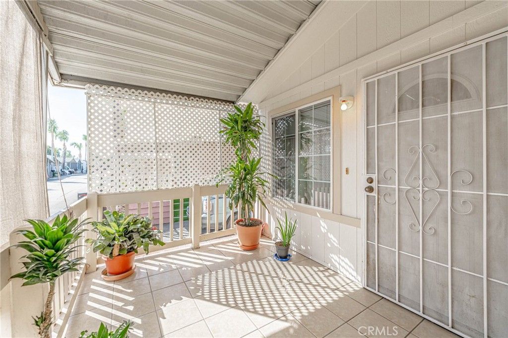 10001 W Frontage 113, South Gate, CA 90280 — photo 5