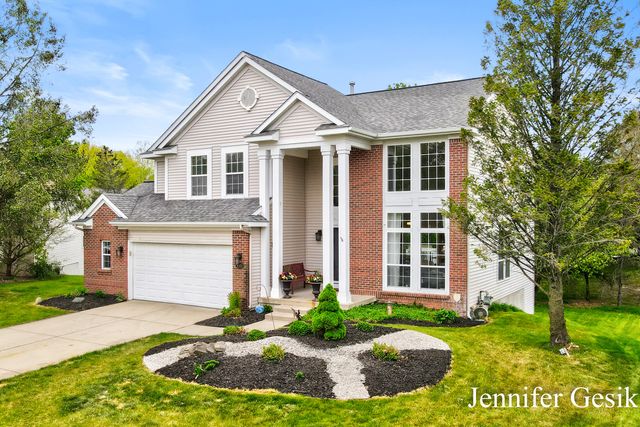 5395 Hartfield Court SE, Ada, MI 49301