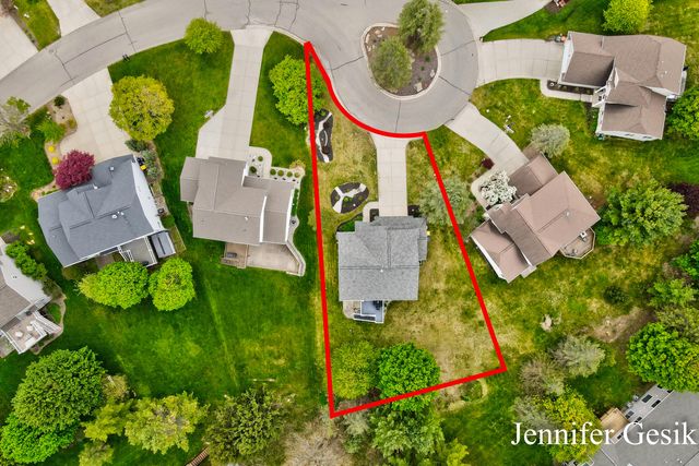 5395 Hartfield Court SE, Ada, MI 49301
