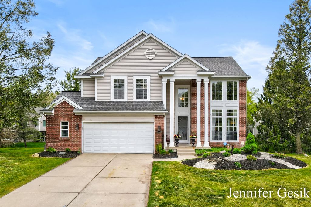 5395 Hartfield Court SE, Ada, MI 49301