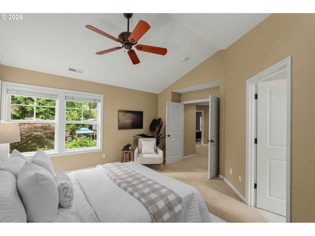 4332 HARVEY Way, Lake Oswego, OR 97035