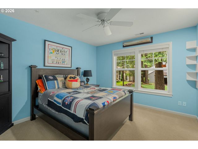 4332 HARVEY Way, Lake Oswego, OR 97035