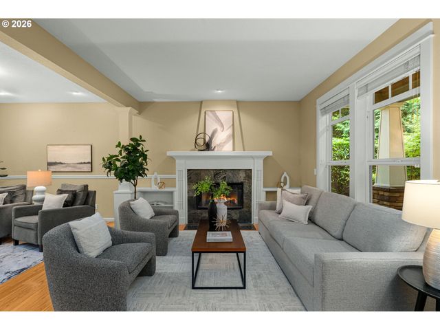 4332 HARVEY Way, Lake Oswego, OR 97035