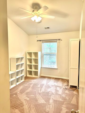 4952 Farm Lake Road, Summerville, SC 29485