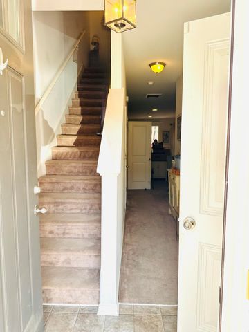 4952 Farm Lake Road, Summerville, SC 29485