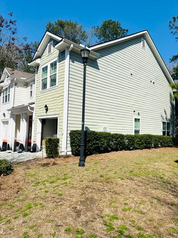 4952 Farm Lake Road, Summerville, SC 29485