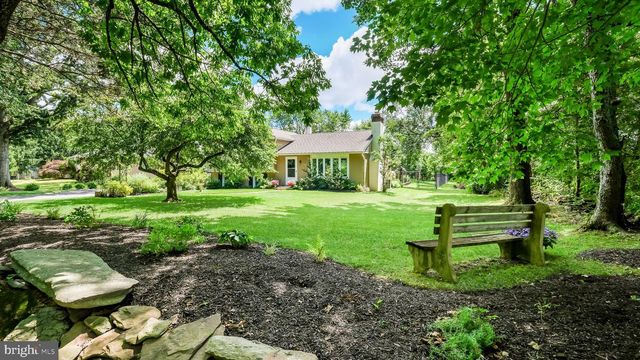 6244 GROVELAND RD, Pipersville, PA 18947