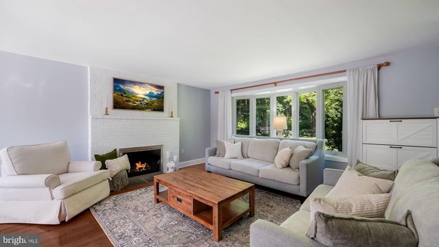 6244 GROVELAND RD, Pipersville, PA 18947