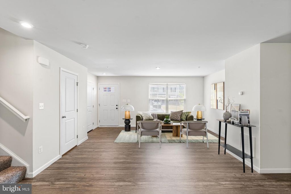 Image 5 of property listing at 33 TILIA DR, Elkton, MD 21921