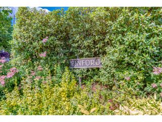 1806 Ne 67TH Ave, Portland, OR 97213