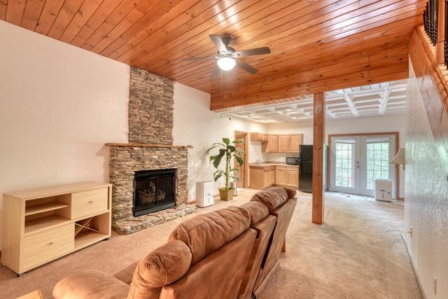 442 Country Springs Lane, Murphy, NC 28906