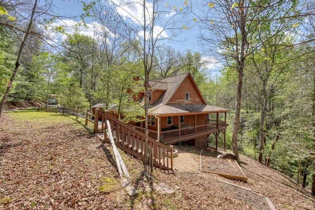 442 Country Springs Lane, Murphy, NC 28906