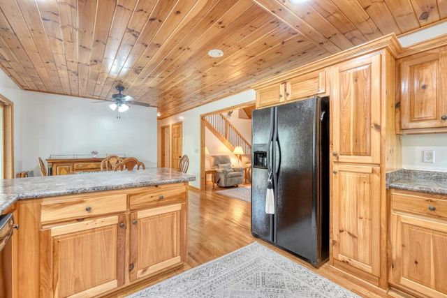 442 Country Springs Lane, Murphy, NC 28906
