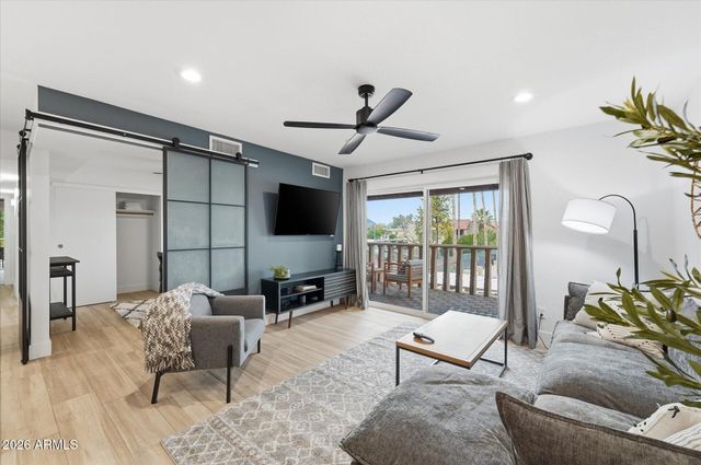 8649 E ROYAL PALM Road 239, Scottsdale, AZ 85258