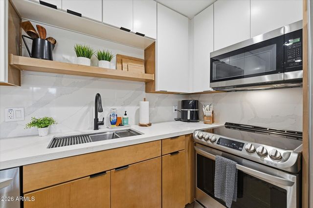 8649 E ROYAL PALM Road 239, Scottsdale, AZ 85258