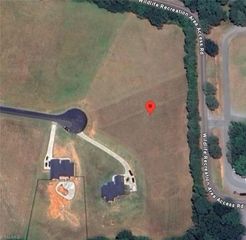240 Houston's Hideaway, Lexington, NC 27292