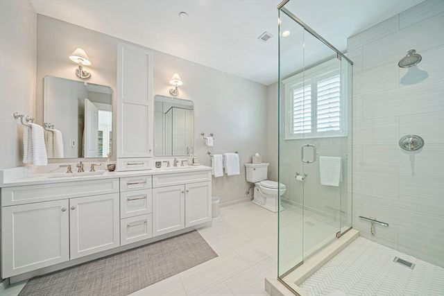 87 Elm Street 323, Cohasset, MA 02025